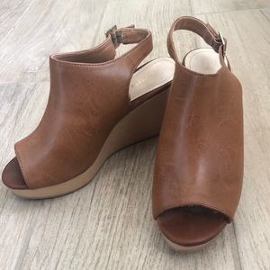 Express Wedges